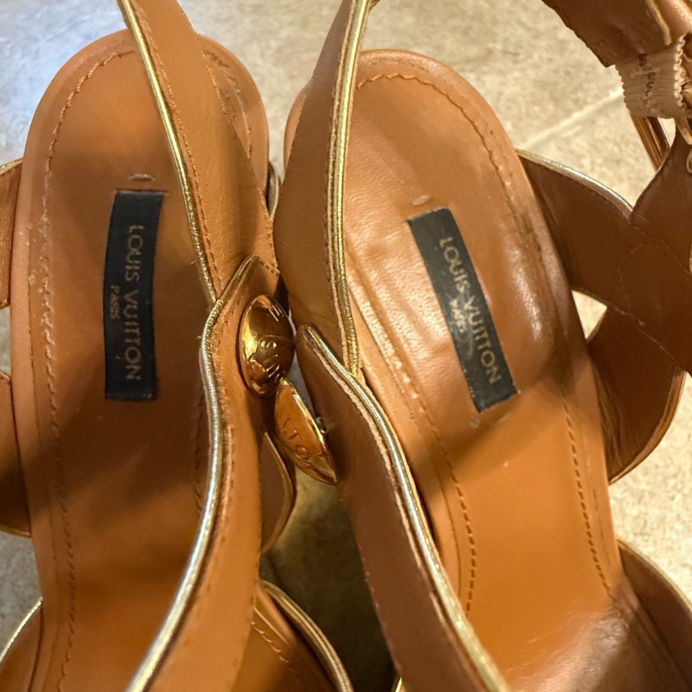 Louis Vuitton Tan Leather Gold Platform Wedge Sandals – EU 37.5 (US 7.5) - Picture 6 of 7